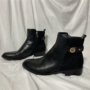 Tommy Hilfiger BootsWomens 8.5M Black Leather Side Zip Quilted Ankle Booties
